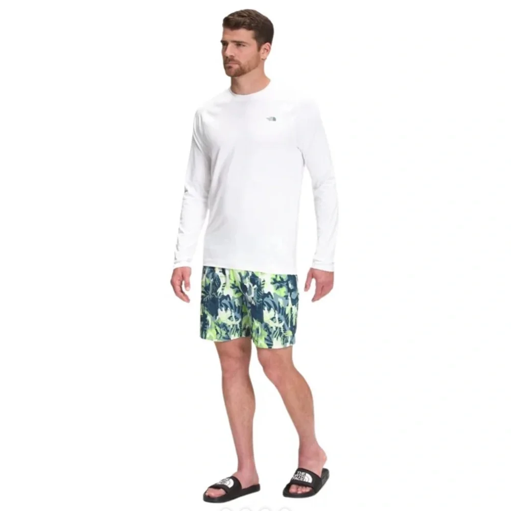 The North Face Men's XL Green Tropical Print Class V Pull-On Shorts Relaxed NWT